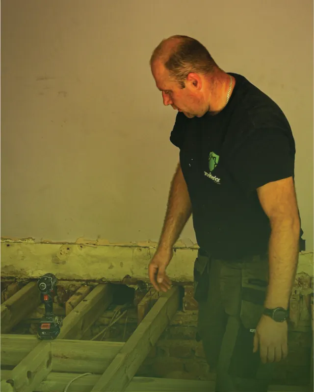 Krystian – Technician & 1st and 2nd Fix